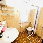 Apartament Simma *